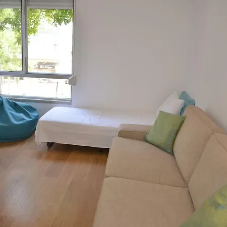 Apartament Bairro Azul - Av. Ressano Garcia