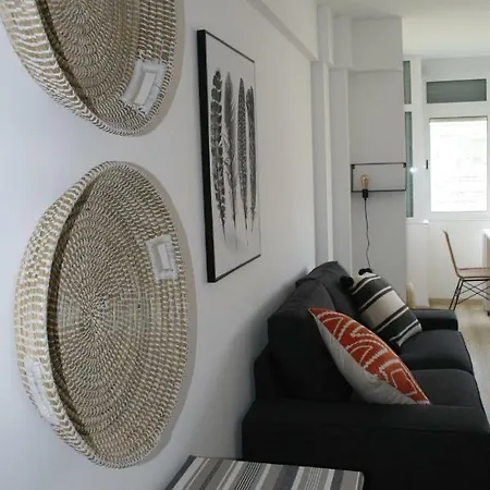 Bairro Azul - Av. Ressano Garcia Apartment