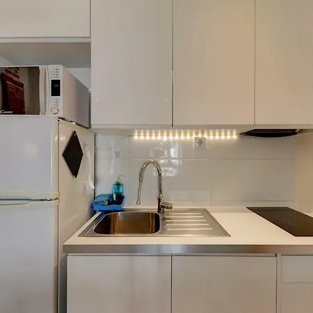 Bairro Azul - Av. Ressano Garcia * Lisbon